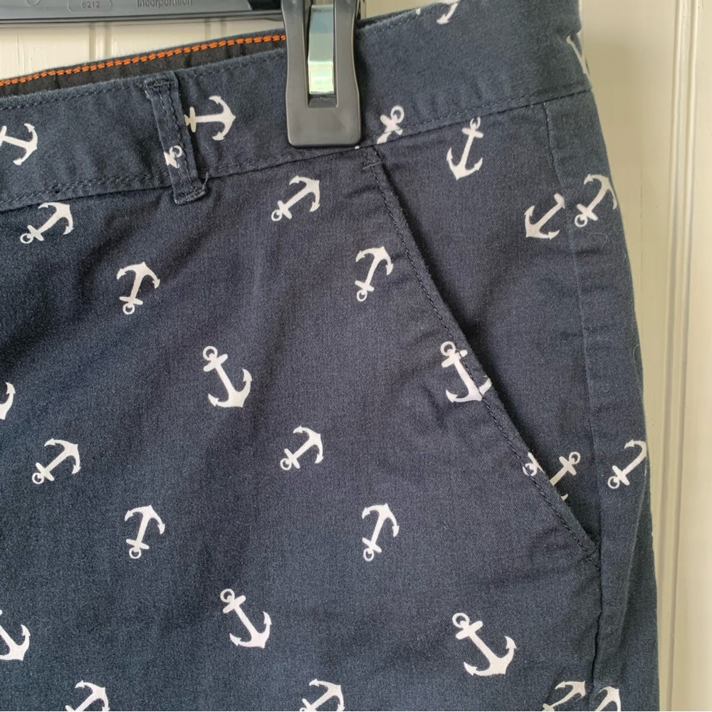 Dockers (Size 16) Navy Blue with White Anchors; 2 front side flat pockets and - Picture 3 of 4